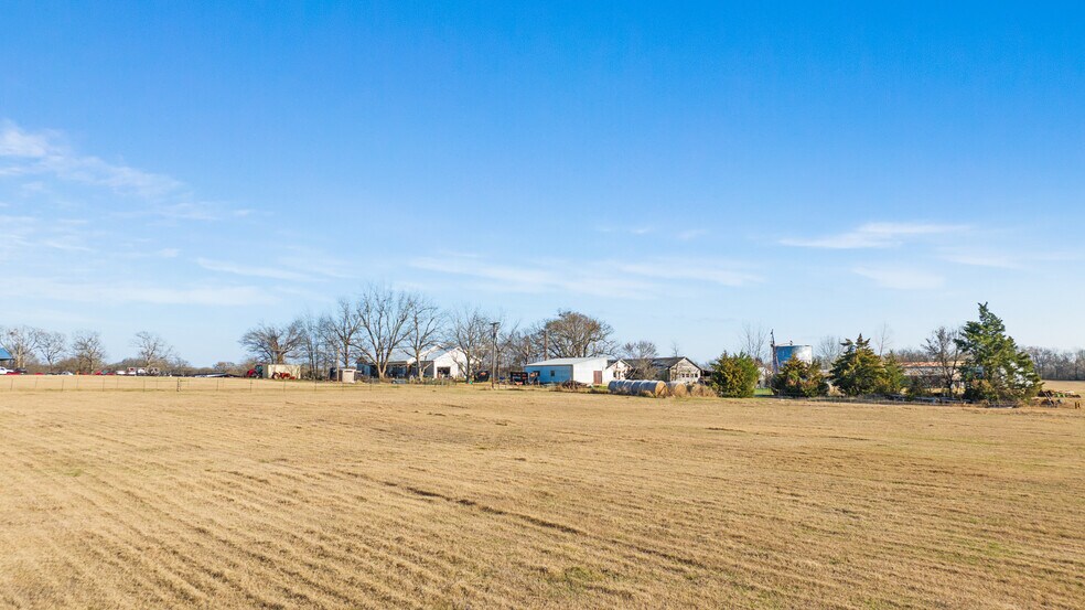 More Photos Of 3052 HWY 82 E, Paris Land For Sale