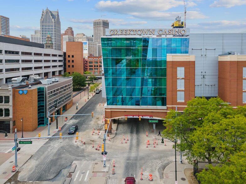 More Photos Of 546-570 Monroe St, Detroit Casino For Lease