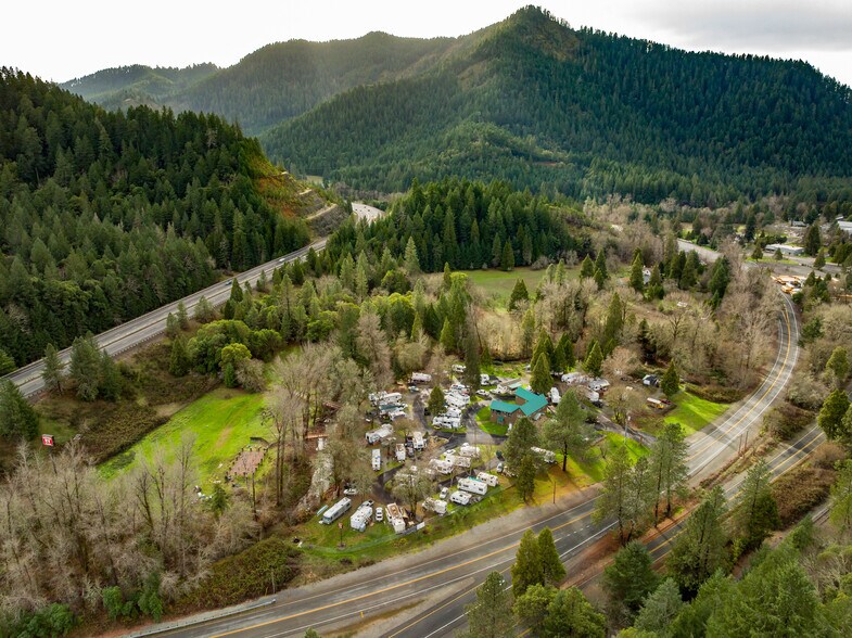 More Photos Of 999 Old Highway 99, Wolf Creek Specialty For Sale