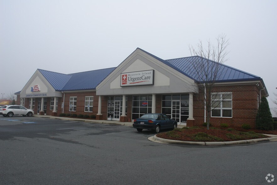 Primary Photo Of 3500 Mt. Holly Huntersville Rd, Charlotte Medical For Lease