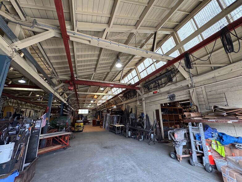 More Photos Of 2418 6th St, Berkeley Manufacturing For Lease