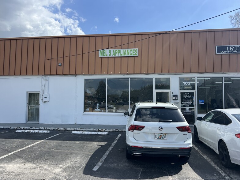 More Photos Of 101 W Morgan St, Brandon General Retail For Lease