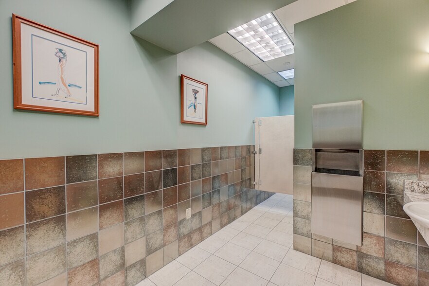 More Photos Of 1201 Yale Pl, Minneapolis Apartments For Sale