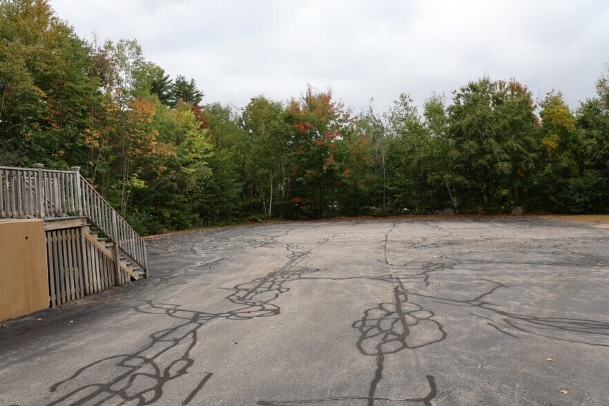 More Photos Of 807 NH-3A, Bow Light Manufacturing For Sale