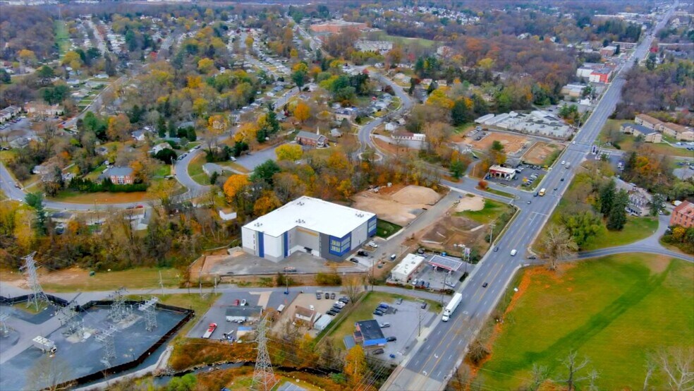 More Photos Of 10544-10550 Reisterstown Rd, Owings Mills Self Storage For Sale