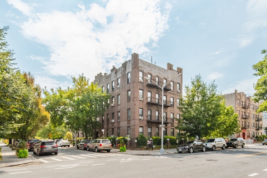 More Photos Of 310 E 25th St, Brooklyn Apartments For Sale