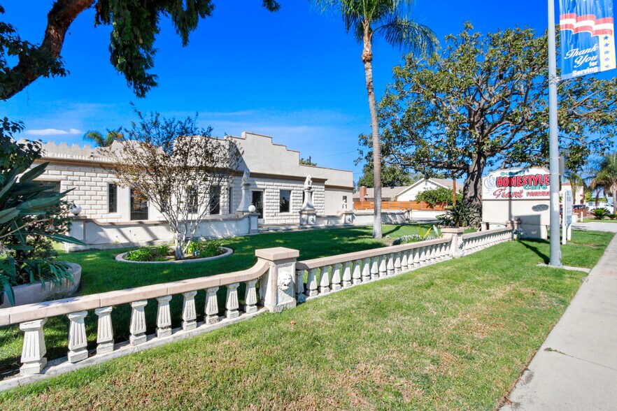 More Photos Of 13526 Central Ave, Chino Restaurant For Sale