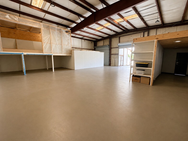 More Photos Of 100 Industrial Loop, Orange Park Warehouse For Sale