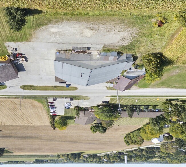 More Photos Of 7291 Arkona Rd, Arkona Industrial For Lease