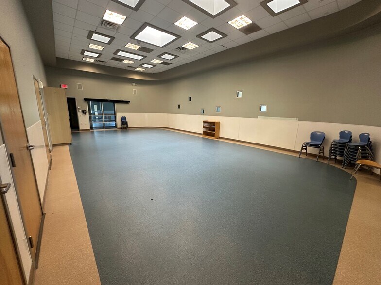 More Photos Of 300 Randol Mill Ave, Southlake Daycare Center For Sale