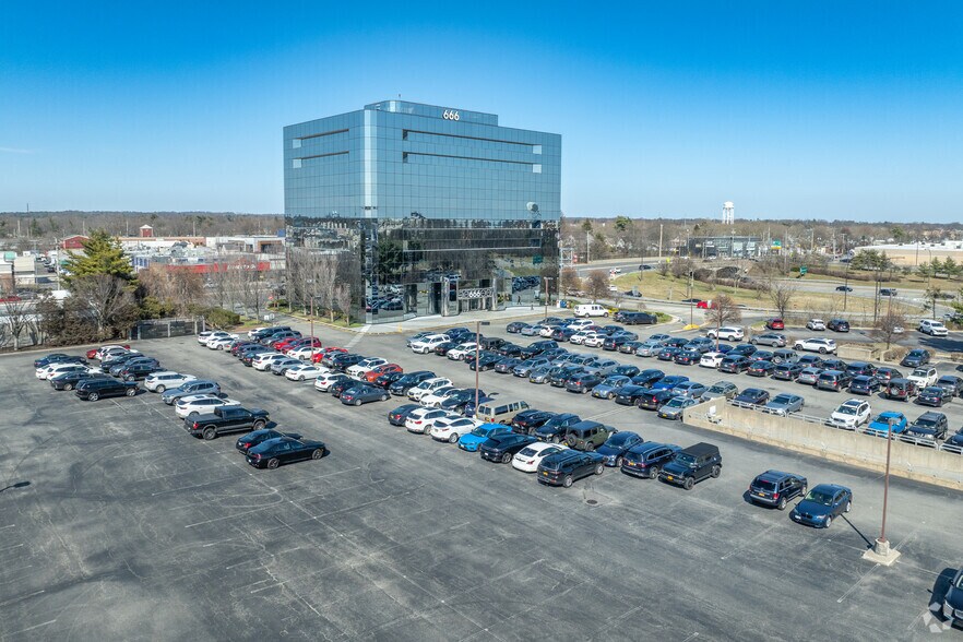 More Photos Of 666 Old Country Rd, Garden City Coworking Space