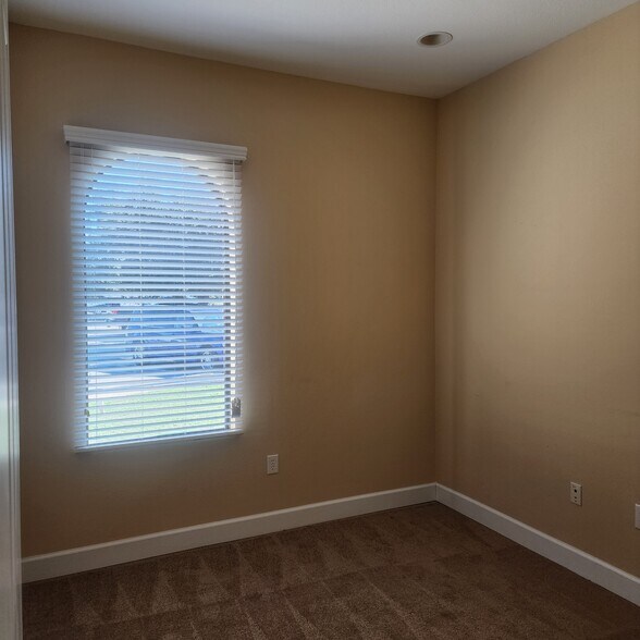 More Photos Of , Sugar Land Office For Sale