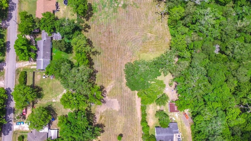 More Photos Of 1910 N Brazosport Blvd, Richwood Land For Sale