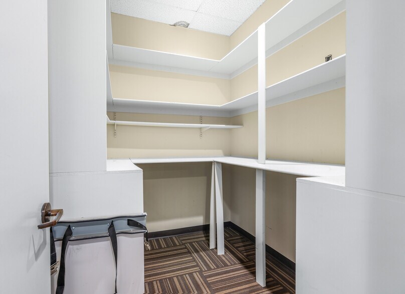 More Photos Of 2100 E Tahquitz Canyon Way, Palm Springs Medical For Lease