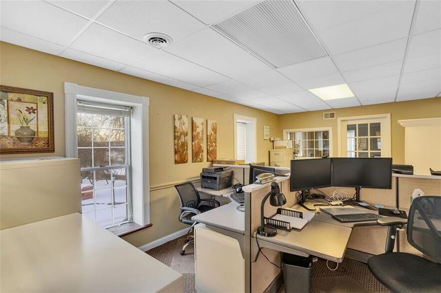 More Photos Of 1108 Ohio River Blvd, Sewickley Office For Sale