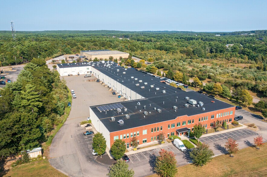 More Photos Of 42 Winter St, Pembroke Light Distribution For Lease