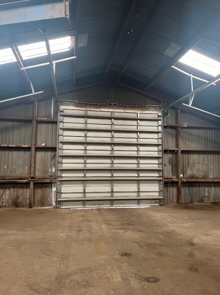 More Photos Of 1420 Holly Road, Corpus Christi Warehouse For Lease
