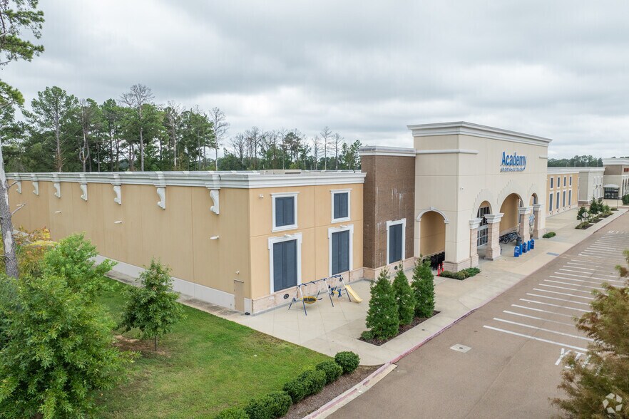 Primary Photo Of 1951 Main St, Madison General Retail For Sale
