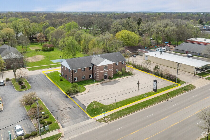 More Photos Of 1 American Way, Elgin Medical For Sale