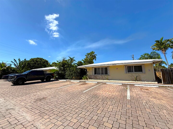 More Photos Of 3031 NE 21st Ave, Fort Lauderdale Apartments For Sale