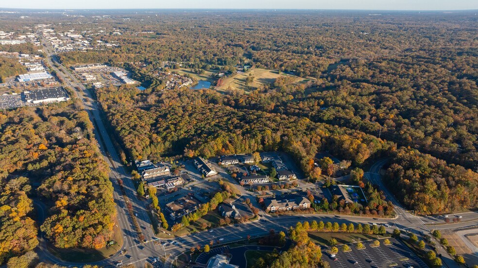 More Photos Of 324 Browns Hill Ct, Midlothian Coworking Space
