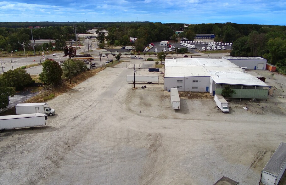 More Photos Of 3368 Moreland Ave, Conley Distribution For Lease