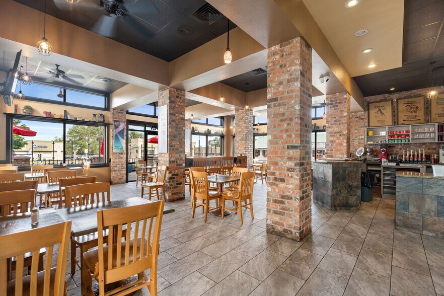 More Photos Of 1138 Yellowstone, Pocatello Restaurant For Sale