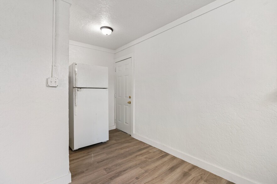 More Photos Of 8221 Brumblay St, Houston Multifamily For Sale