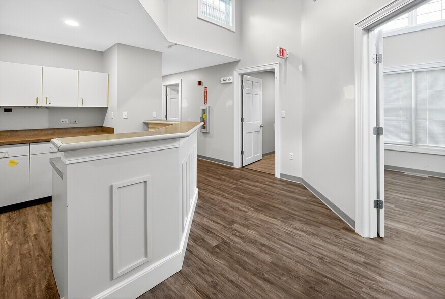 More Photos Of 93 Pond St, Sharon Medical For Sale