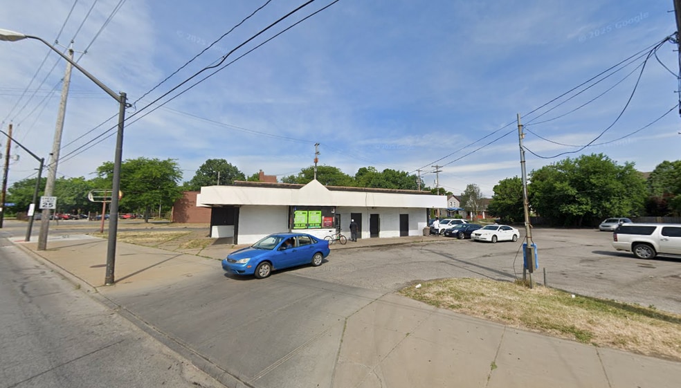 More Photos Of 10305 Saint Clair Ave, Cleveland Convenience Store For Lease