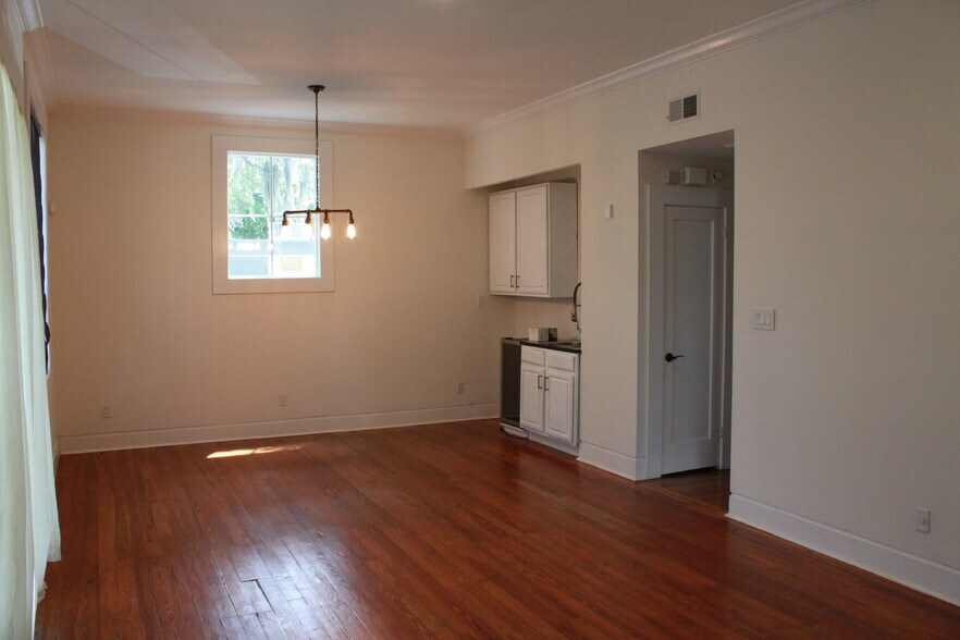 More Photos Of 1112 Mount Vernon St, Orlando Office For Lease