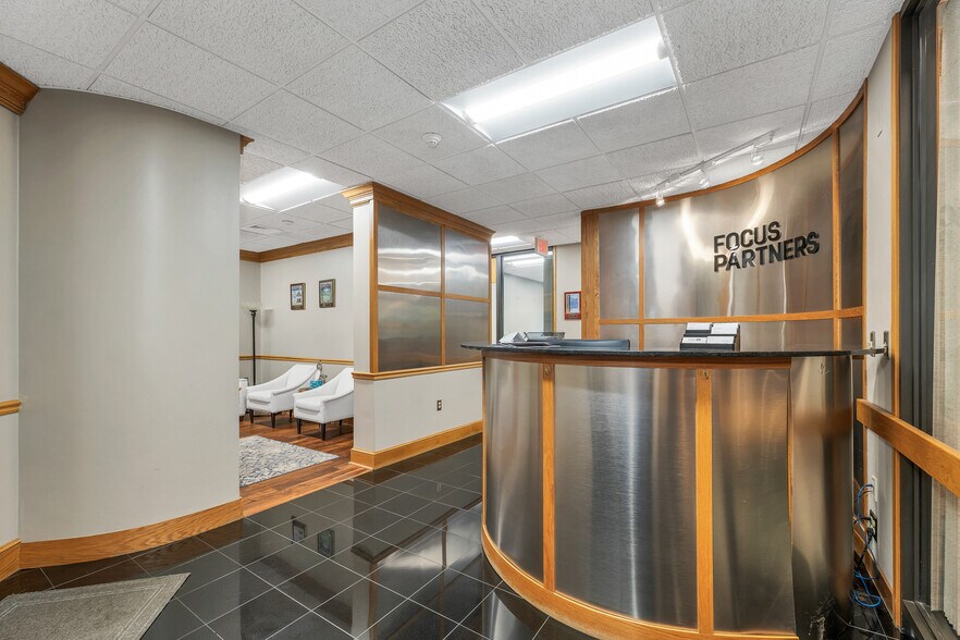 More Photos Of 231a Sutton Street, North Andover Office For Sale