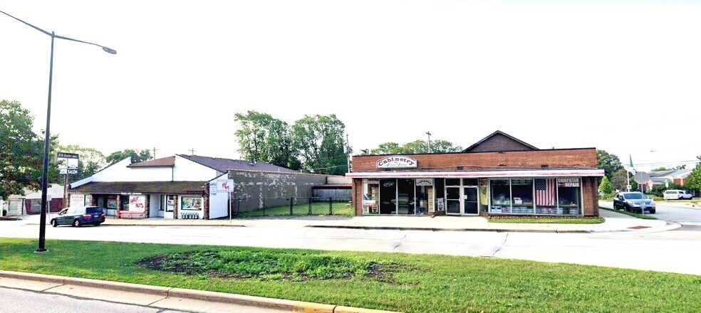 Primary Photo Of , Milwaukee General Retail For Sale