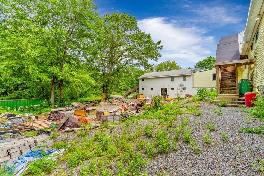 More Photos Of 1190 Liberty Square Rd, Boxborough Warehouse For Sale