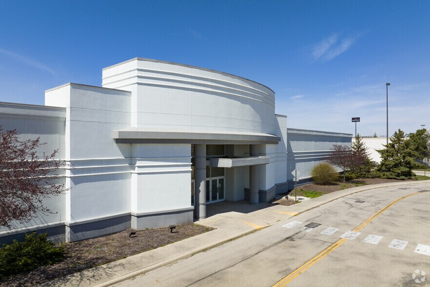 More Photos Of 987-999 E Ash St, Piqua Unknown For Lease