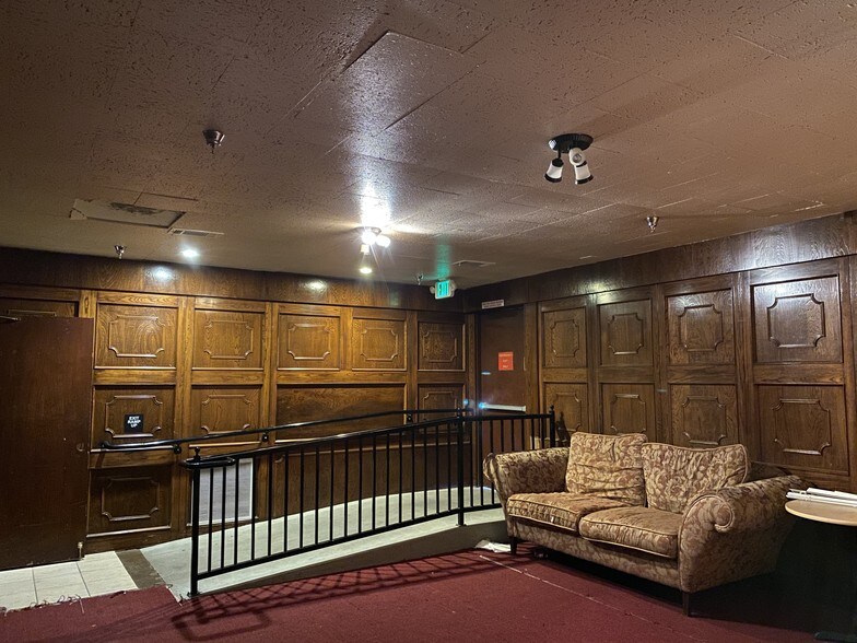 More Photos Of 2814 N Maroa Ave, Fresno General Retail For Sale