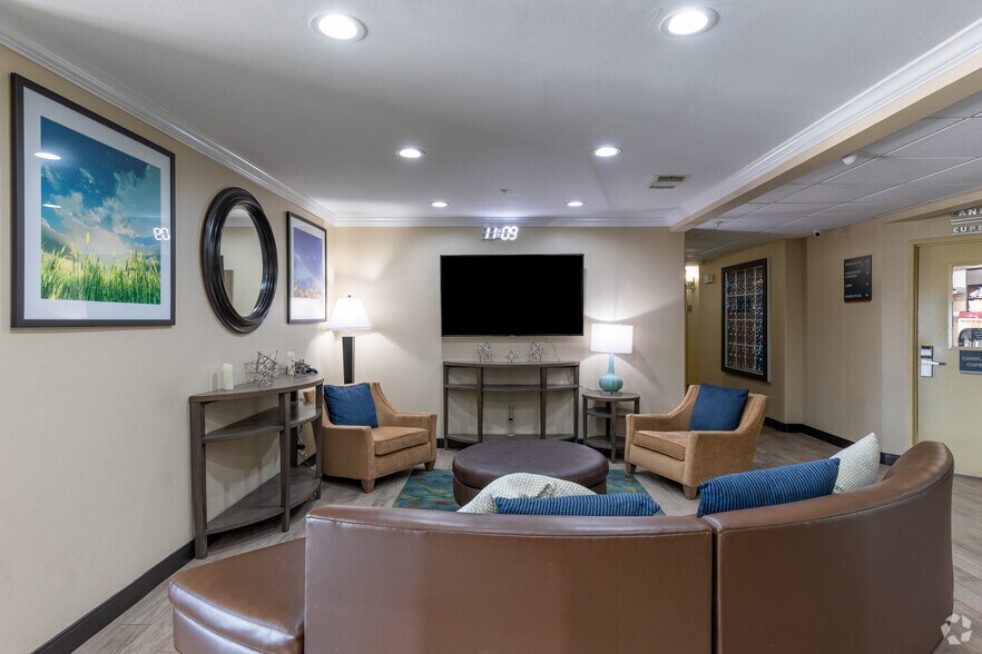More Photos Of 808 61st St, Galveston Hotel For Sale