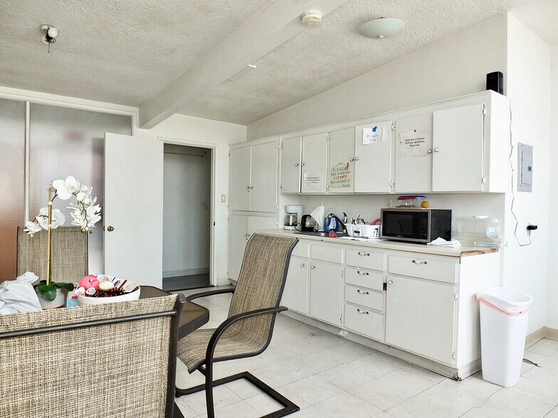 More Photos Of 830 Atlantic Ave, Long Beach Medical For Sale