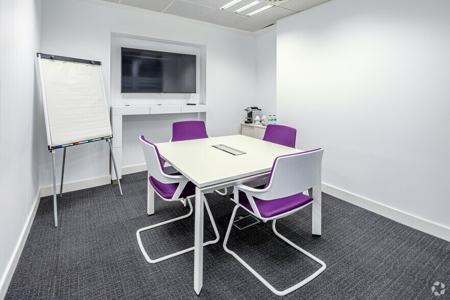 More Photos Of 93 Paseo Castellana, Madrid Coworking Space