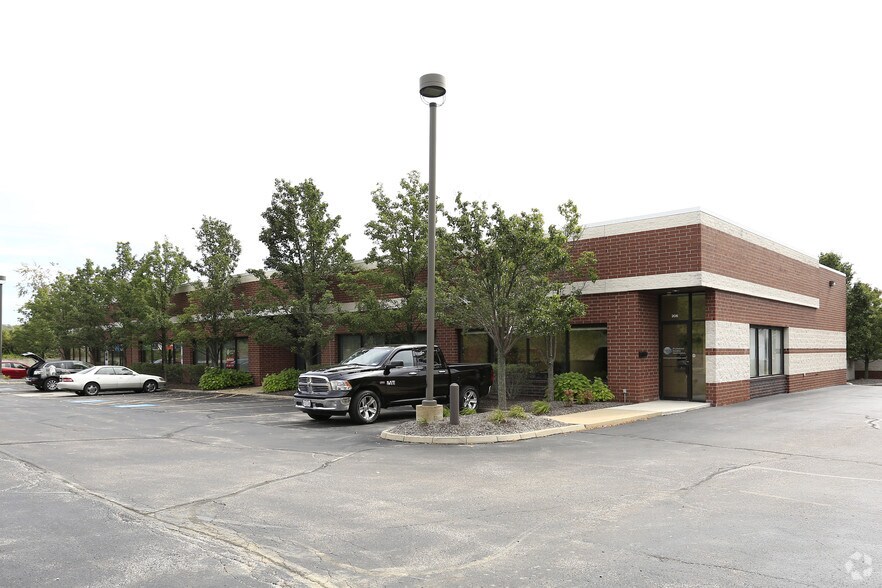 More Photos Of 26851 Miles Rd, Warrensville Heights Flex For Lease