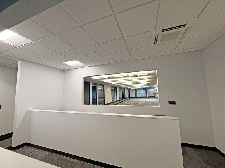 More Photos Of 1330 N Dutton Ave, Santa Rosa Office For Sale