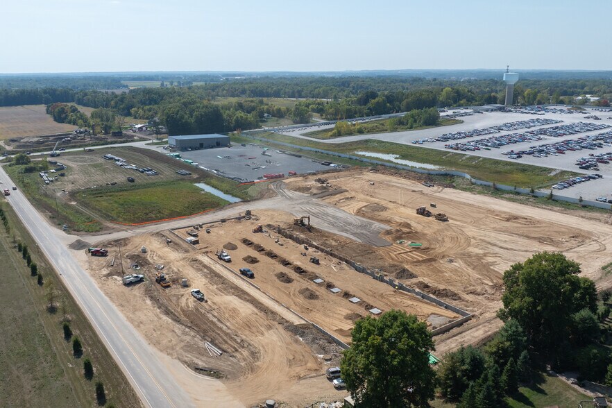 More Photos Of 4236 12th St, Wayland Warehouse For Lease