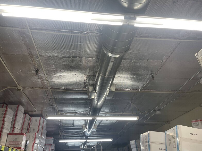 More Photos Of 3210 N San Fernando Blvd, Burbank Warehouse For Sale