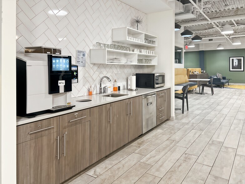 More Photos Of 830 Morris Tpke, Short Hills Coworking Space