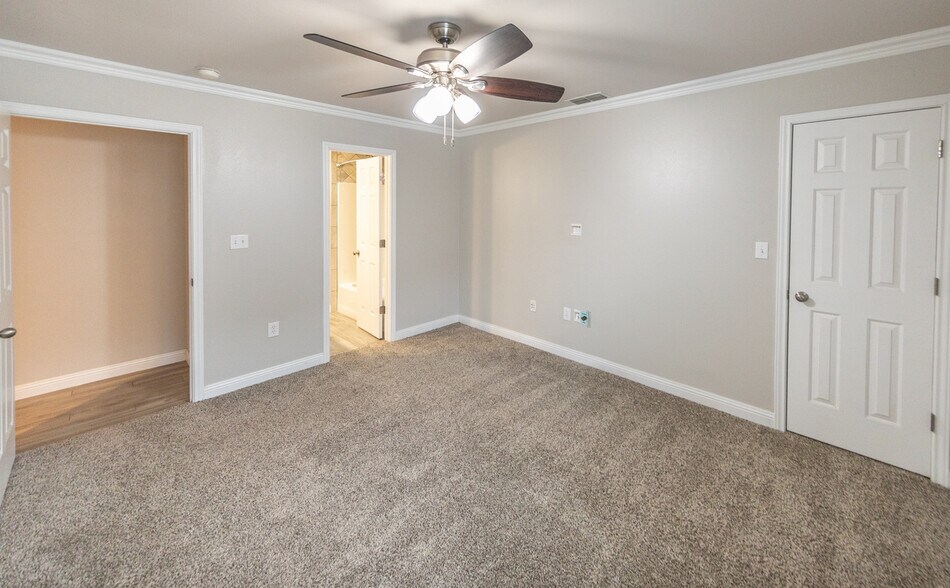 More Photos Of 602 N Belmont, Lubbock Apartments For Sale