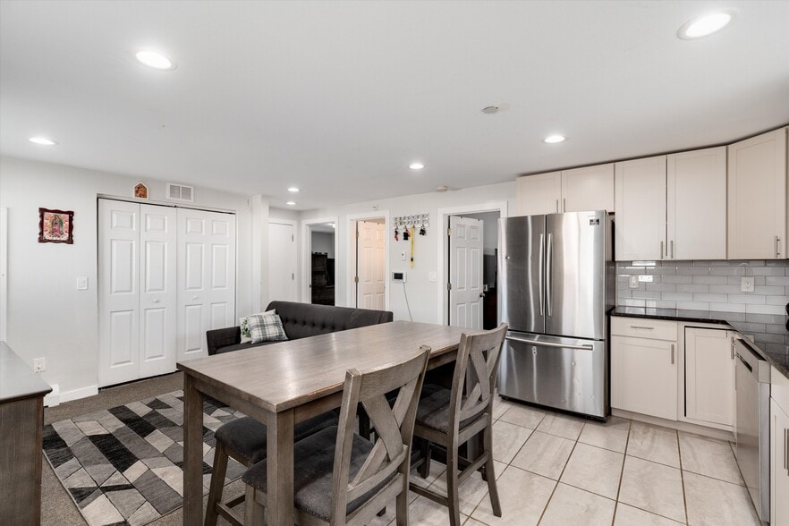 More Photos Of 3530 W Lehigh Ave, Denver Apartments For Sale