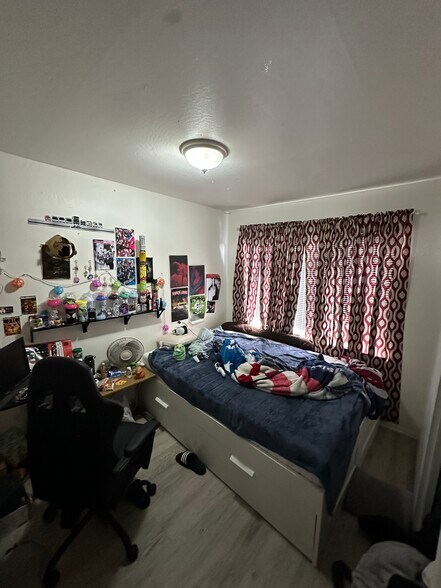 More Photos Of 2550 35th Ave, Oakland Apartments For Sale