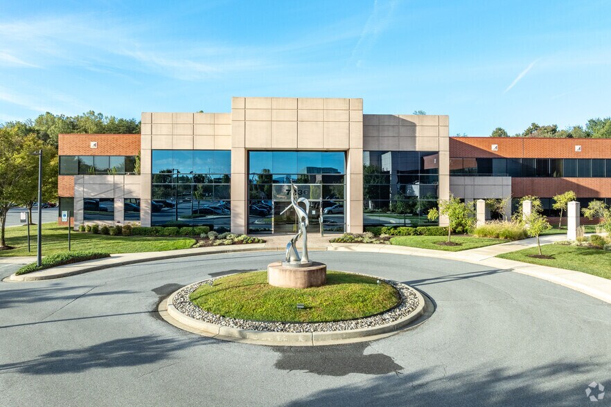 More Photos Of 7230 Lee Deforest Dr, Columbia Office For Sale