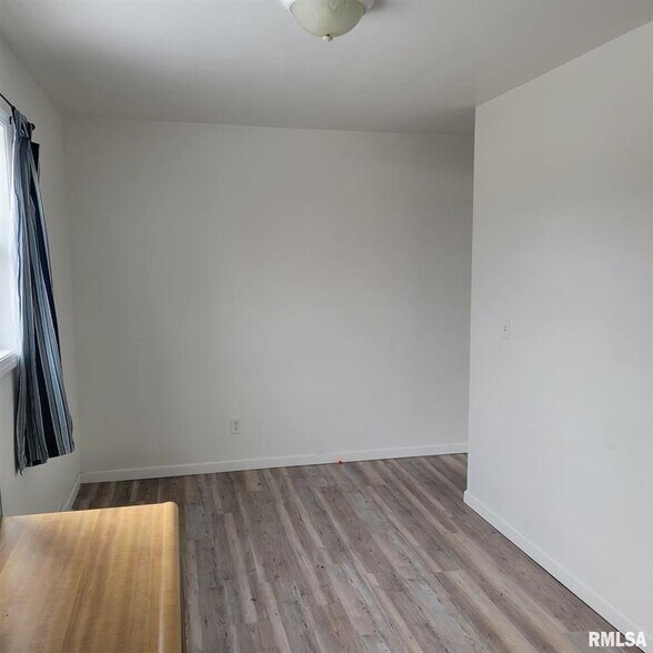 More Photos Of , Davenport Multifamily For Sale