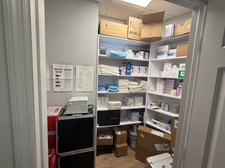 More Photos Of 9970 S Central Park Blvd, Boca Raton Medical For Lease